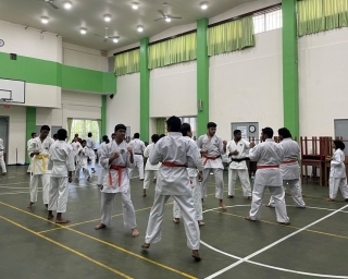 The Karate demo and lecture at Kalaafaanu School in Malé,